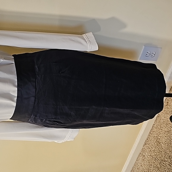 Banana Republic sz 8 gray pencil skirt - Picture 2 of 14